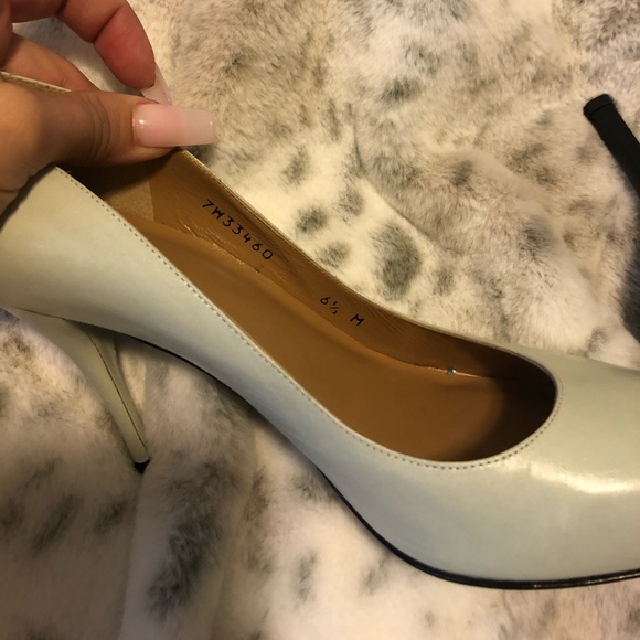 Mint Green Pumps - Picture 7 of 7